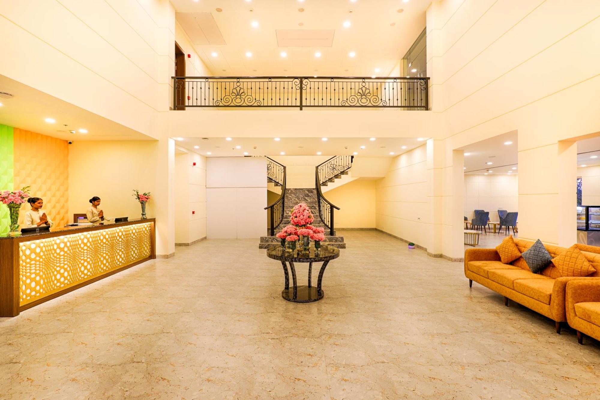 Club Mahindra Patkote Hotel Nainital Eksteriør billede